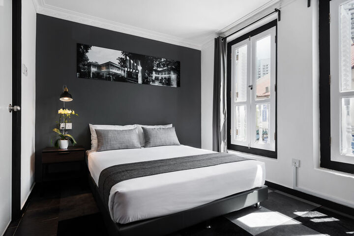 Room 4 of 37