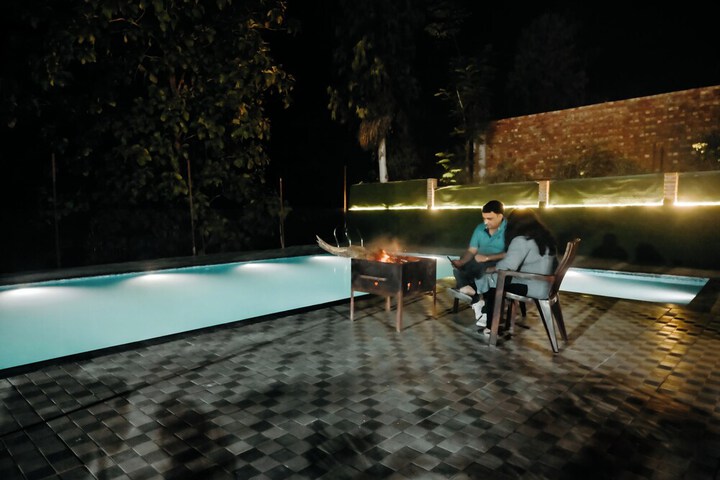 Pool 14 of 32
