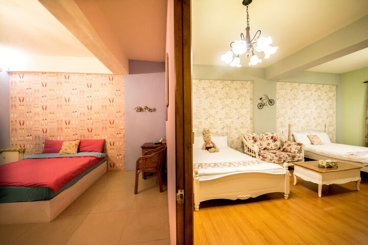 Room 16 of 54