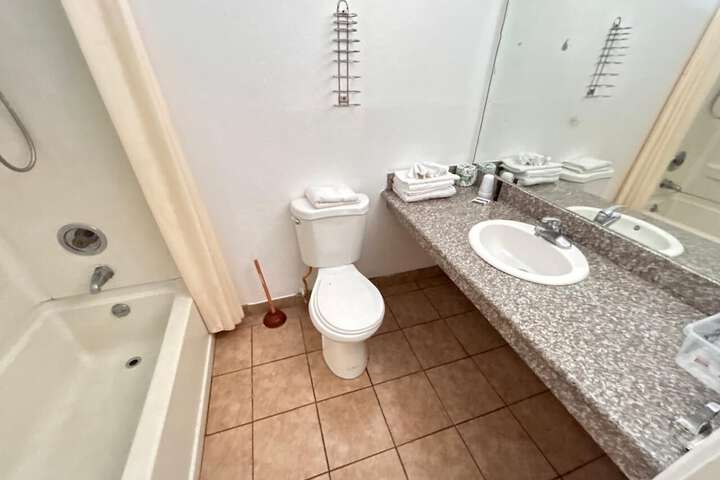 Room 20 of 38