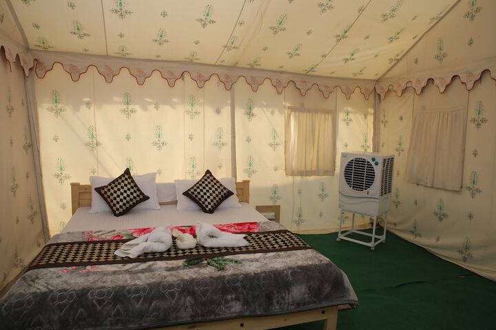 Room 15 of 123