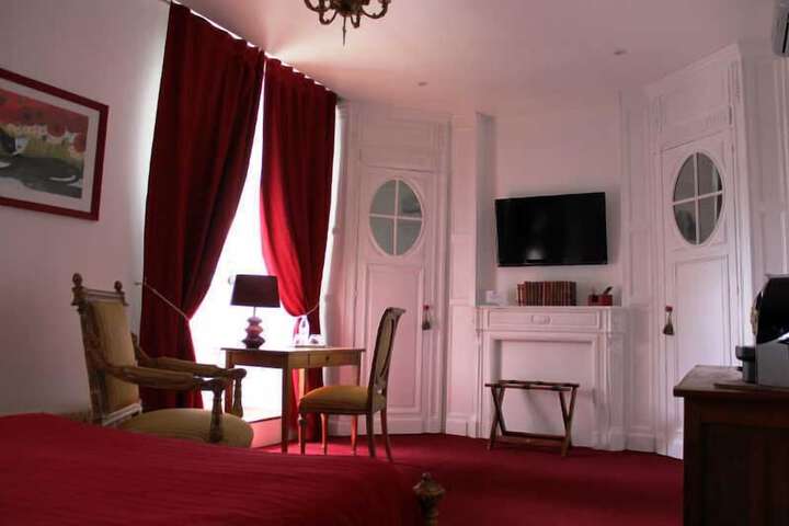Room 63 of 96