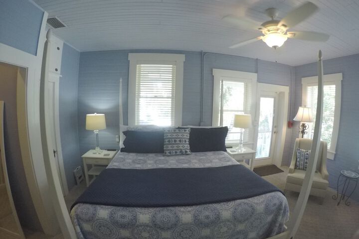 Room 19 of 53