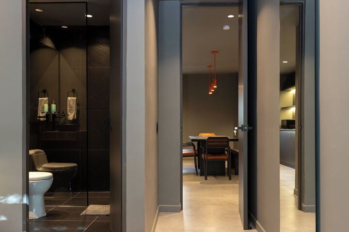 Room 176 of 199
