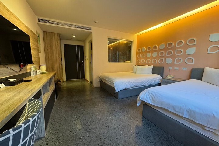 Room 37 of 118