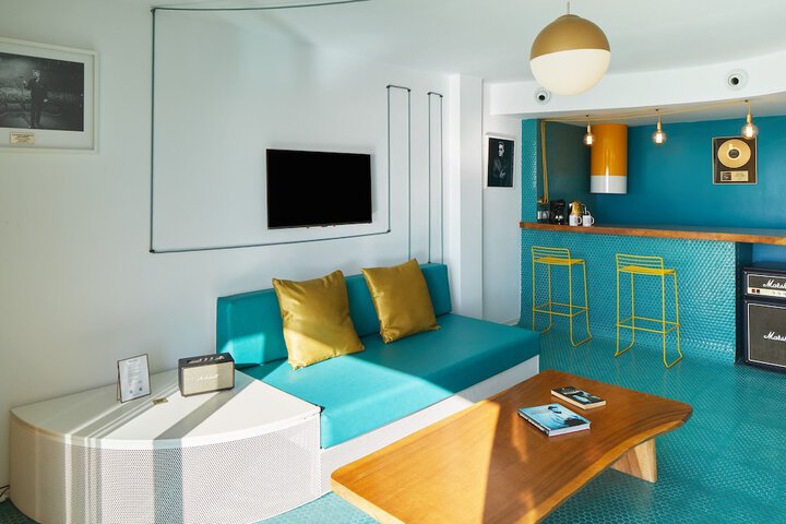 Room 21 of 55