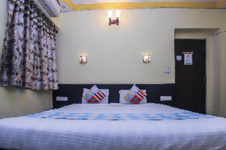 Room 14 of 23