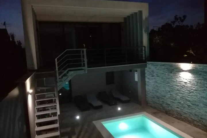 Pool 9 of 11