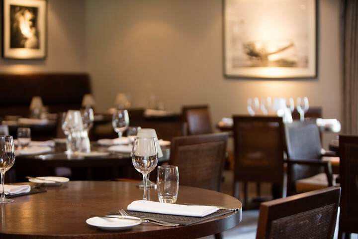 Dining 43 of 60