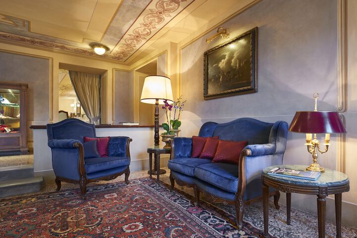 Guest Lobby
