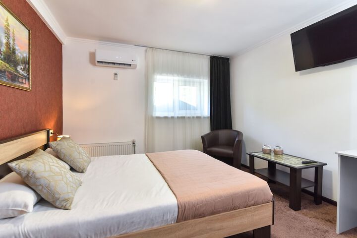 Room 5 of 45