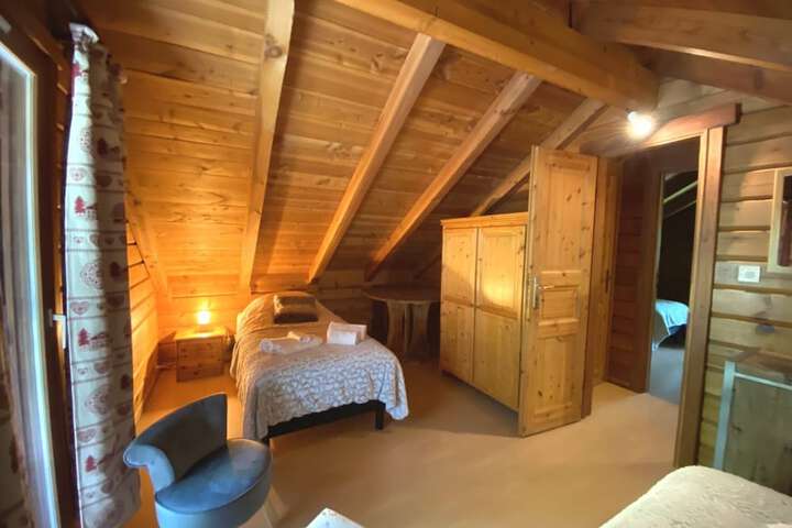 Room 5 of 26