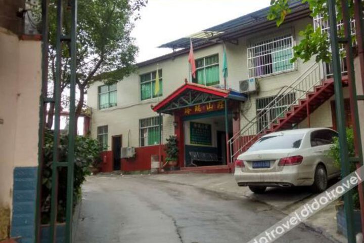 Hotel 4 of 13