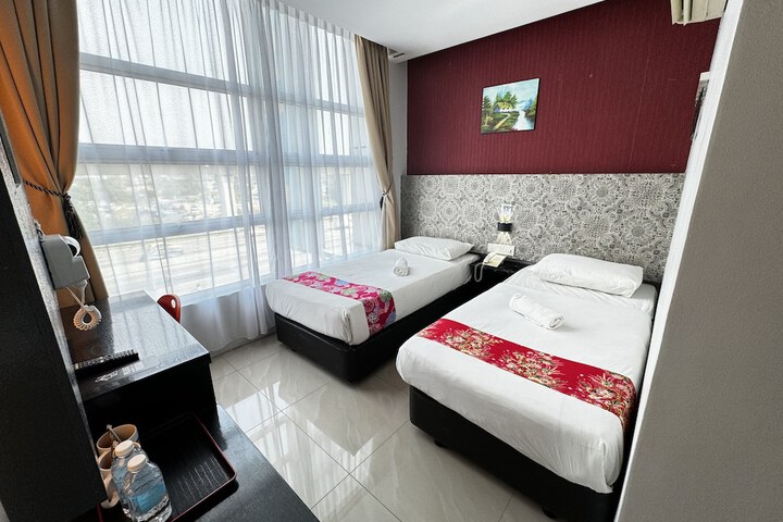 Room 19 of 30