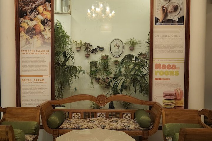 Dining 69 of 89