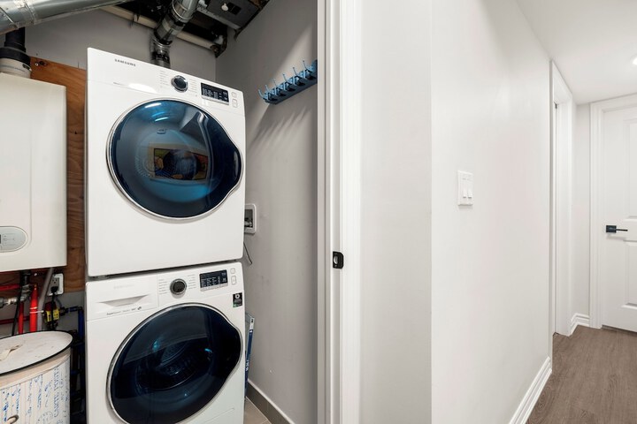 Laundry 13 of 21