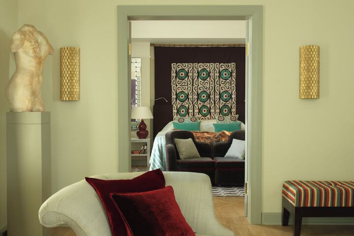 Room 25 of 208
