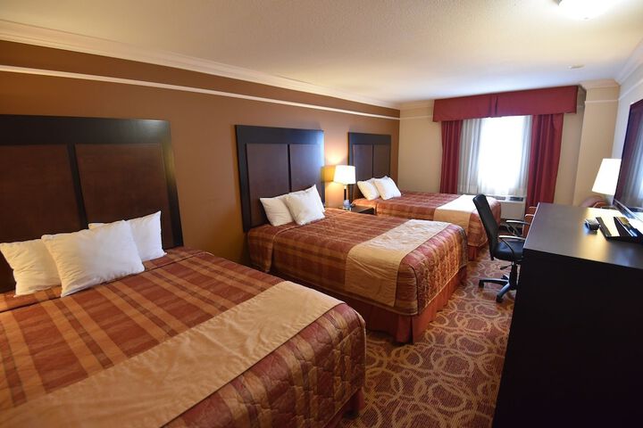 Room 6 of 19