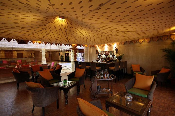Lounge 47 of 78