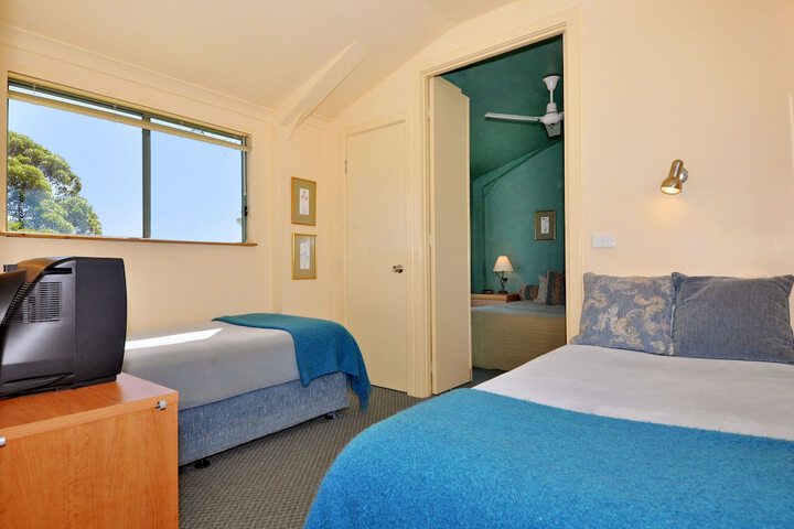 Room 7 of 61