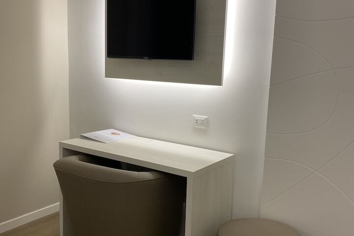 Room 15 of 56