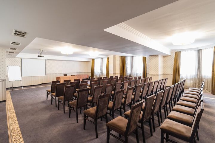 Business Center 140 of 159