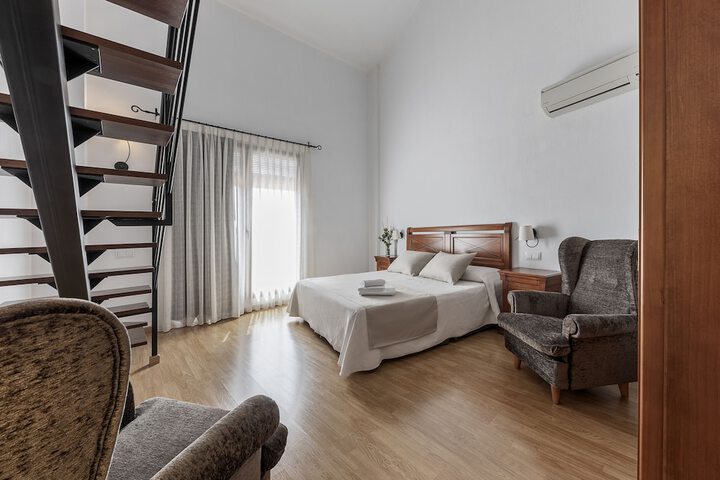 Room 19 of 64