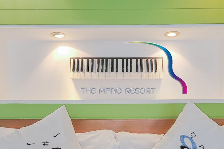 Room 5 of 71