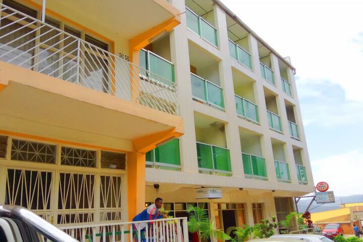 Image of Eminence Hotel