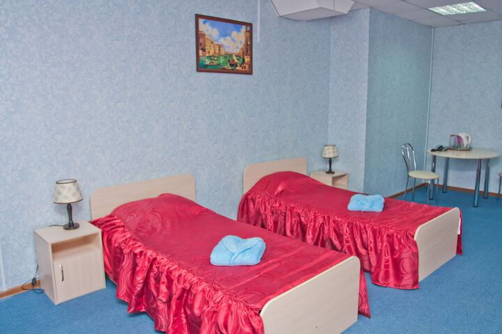 Room 12 of 69