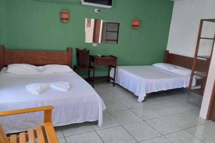 Room 2 of 20