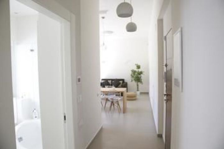 Room 12 of 13