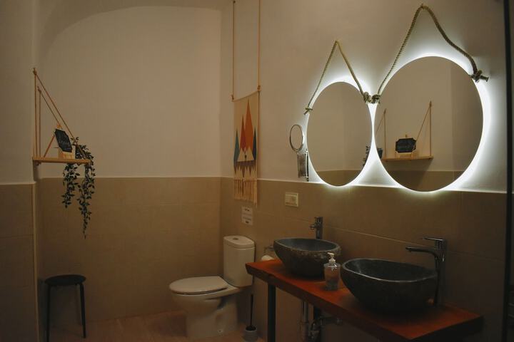 Room 19 of 41