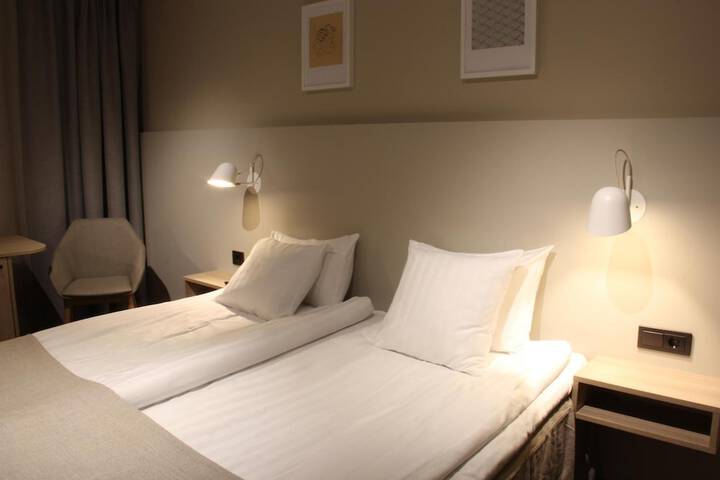 Room 12 of 57