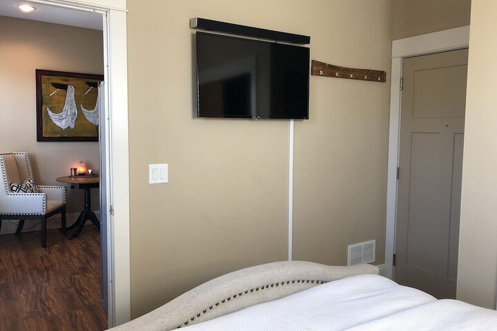 Room 4 of 19