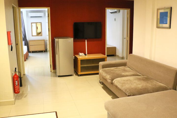 Room 22 of 40