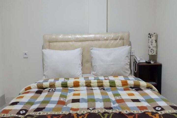 Room 6 of 6