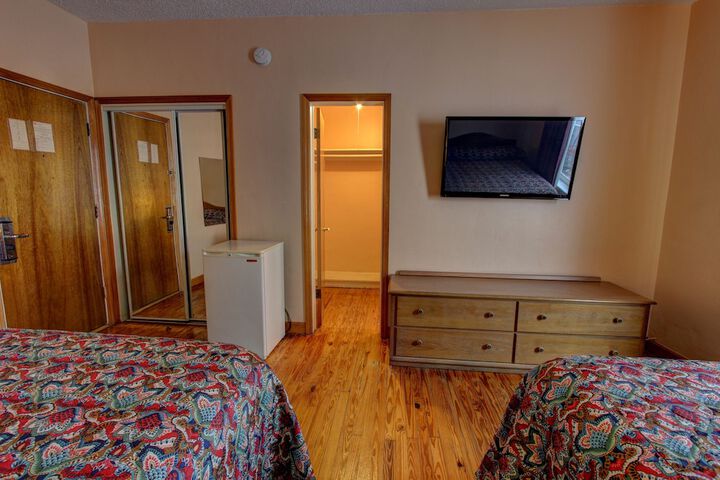1 Double Bed (9 of 14)