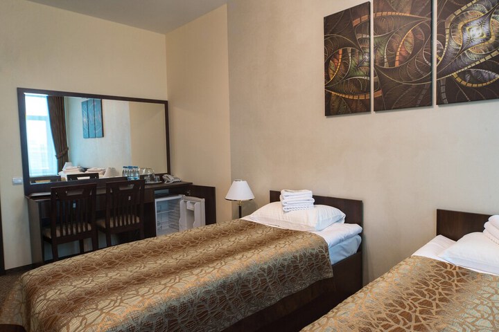 Room 6 of 47