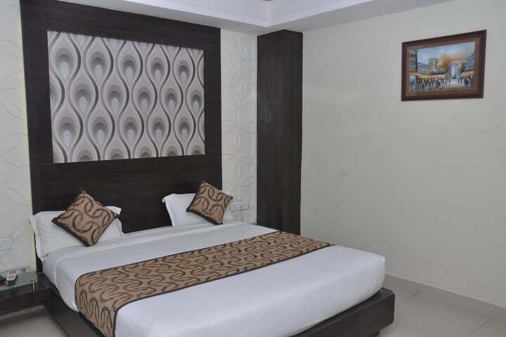 Room 19 of 47