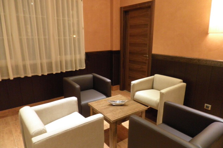 Hotel Interior 10 of 52