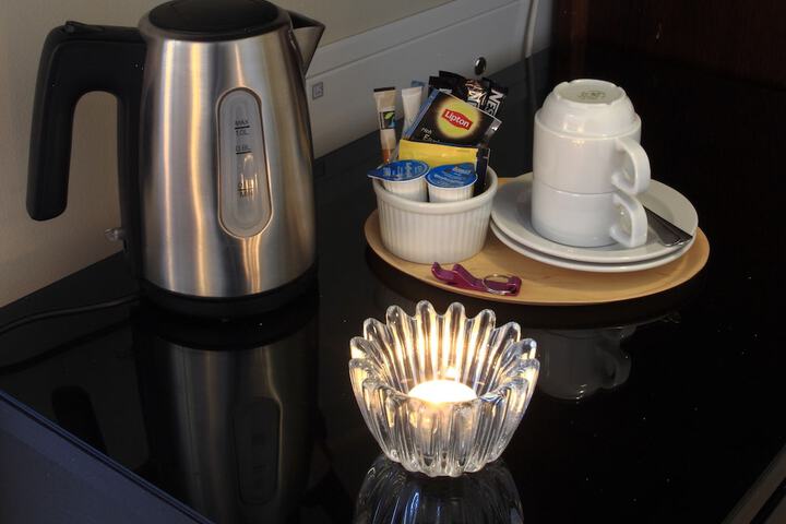 Breakfast/Coffee Service 21 of 44
