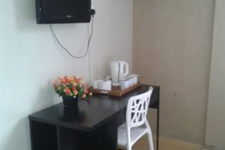 Room 16 of 21