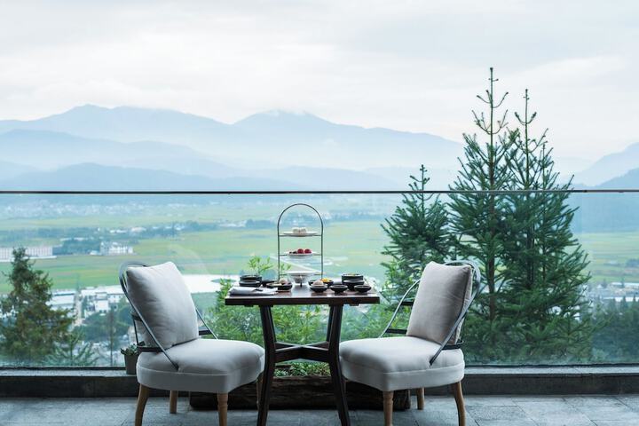 Dining 93 of 153