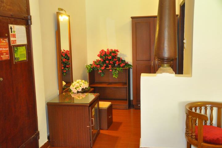 Room 12 of 72