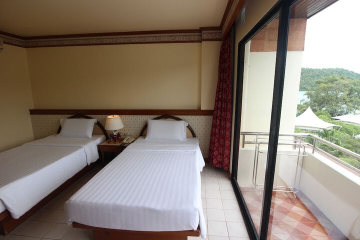 Room 5 of 53