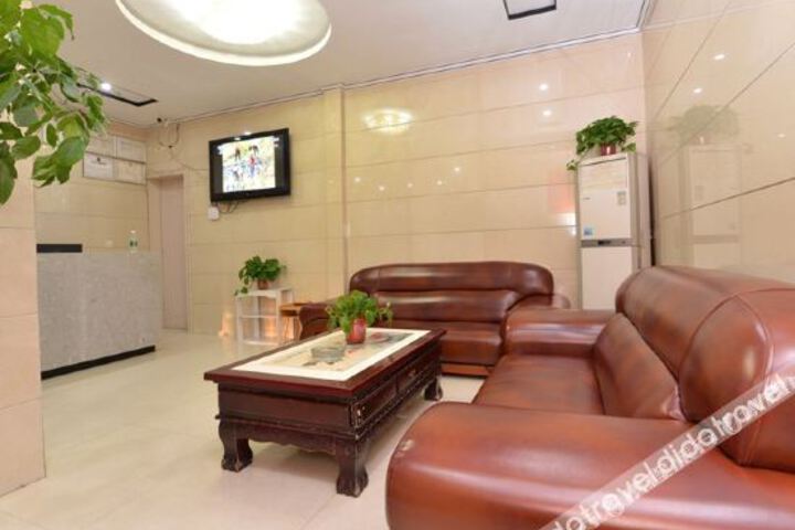 Hotel Interior 14 of 32