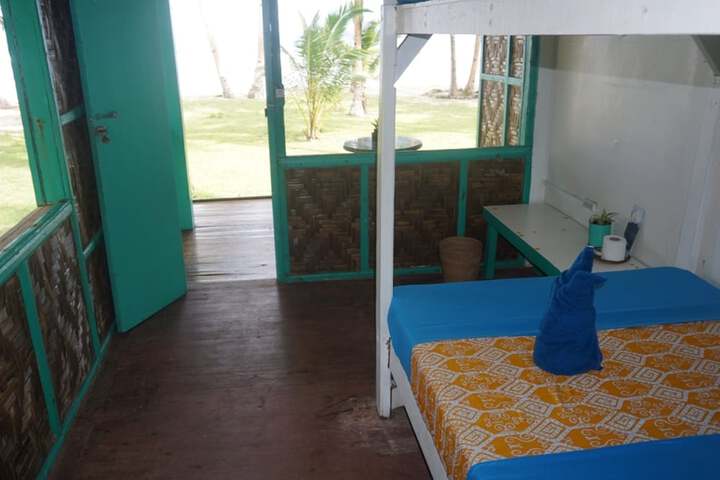 Room 25 of 31