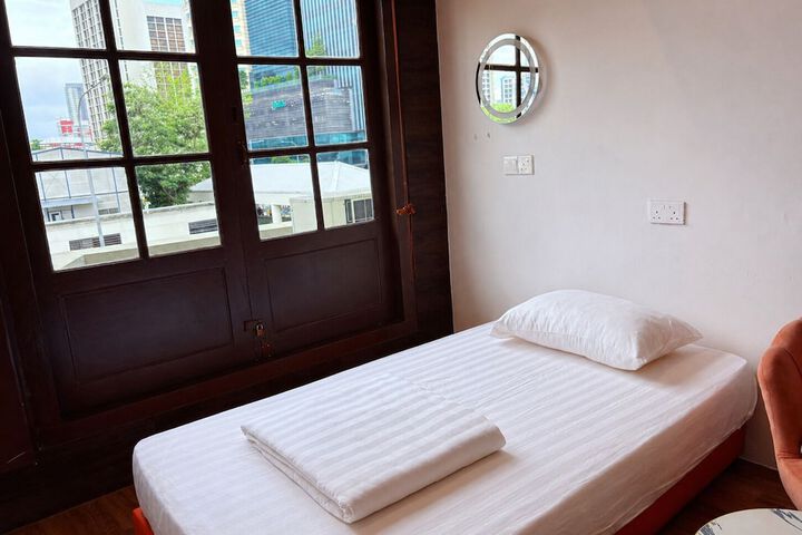 Room 45 of 121