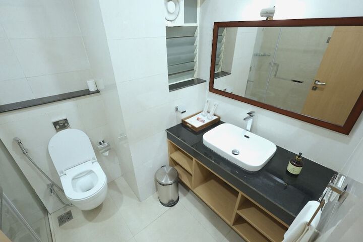 Room 16 of 41